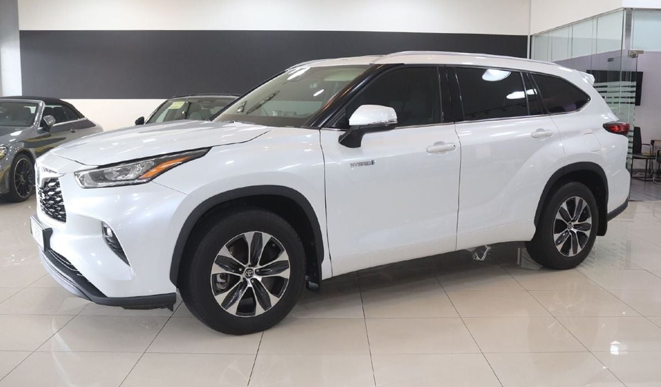 Toyota Highlander 2022 Model Toyota Highlander GLE, 2.5L Hybrid AWD A/T
