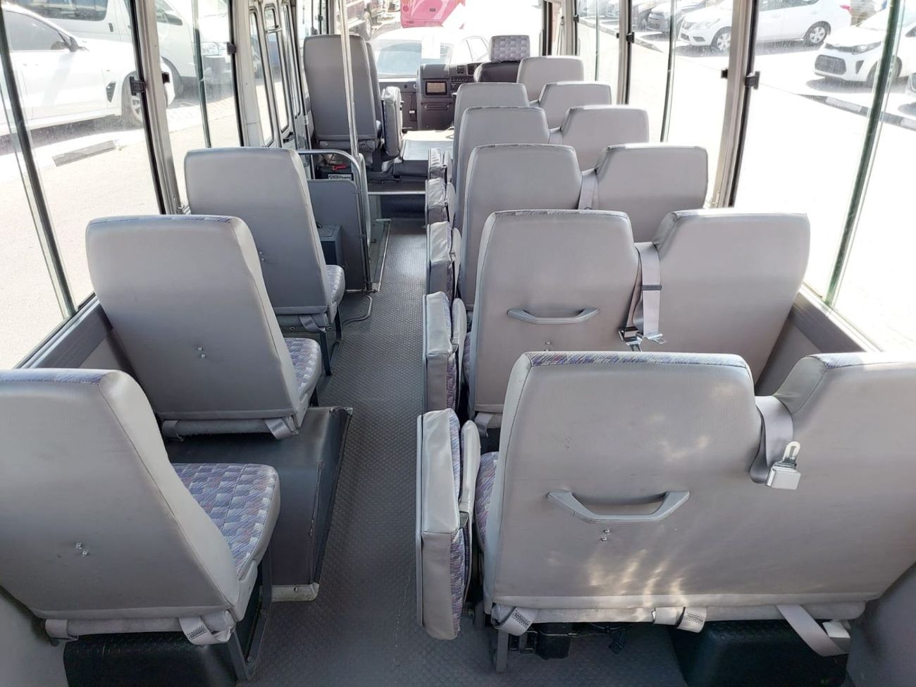 نيسان سيفيليان (RAMADAN OFFER) NISSAN CIVILIAN BUS RHD 2002 MODEL 4.2 L DIESEL AUTOMATIC(PM20042)