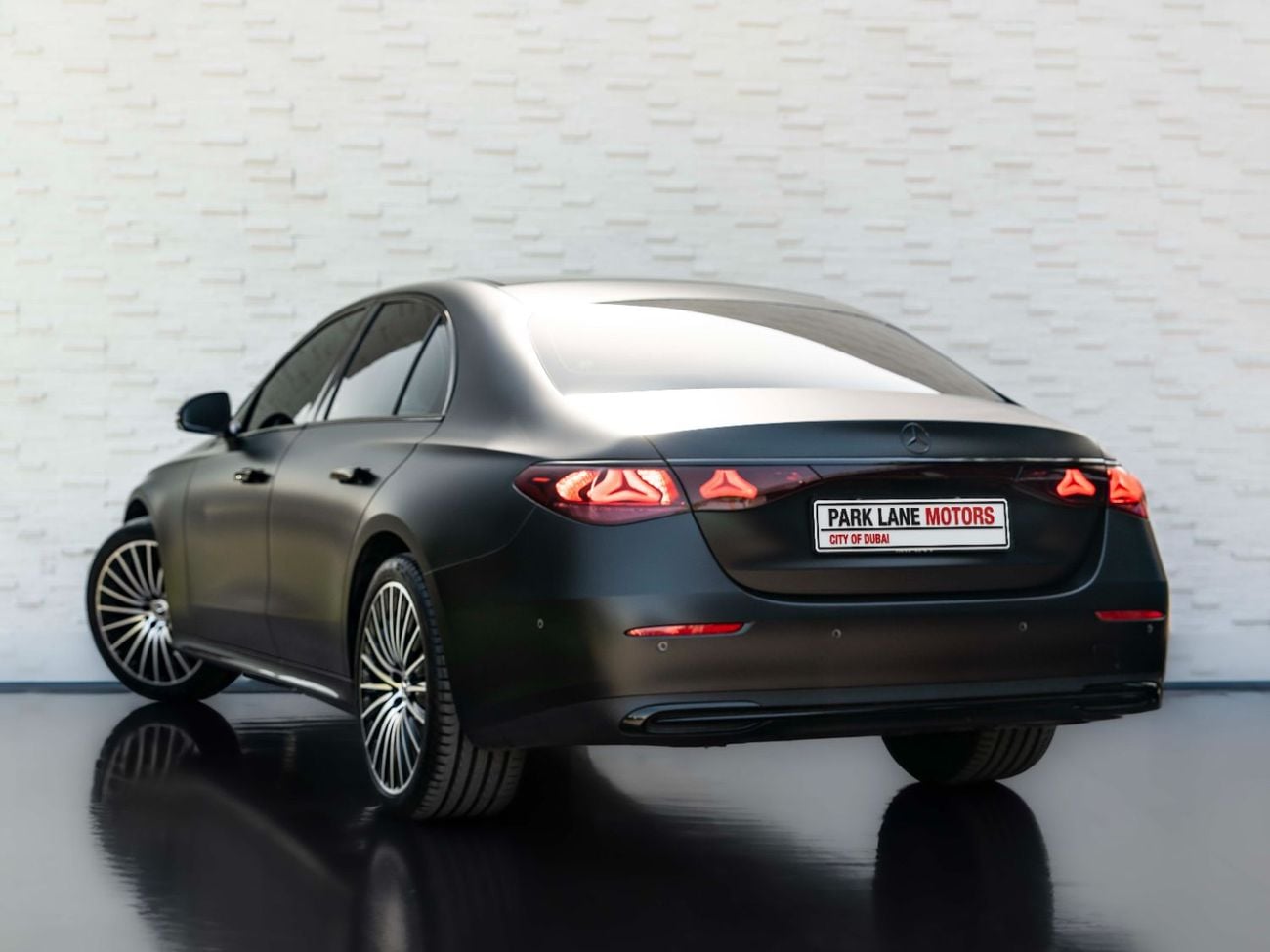 مرسيدس بنز E200 STD