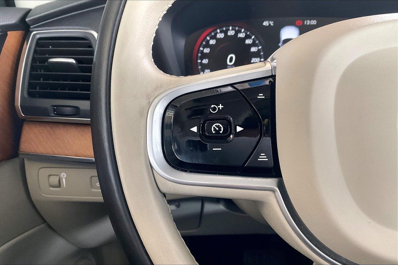 فولفو XC 90 B5 Momentum | شامل الضمان | 0 ﺪﻔﻋﺓ ﺃﻮﻟﻯ