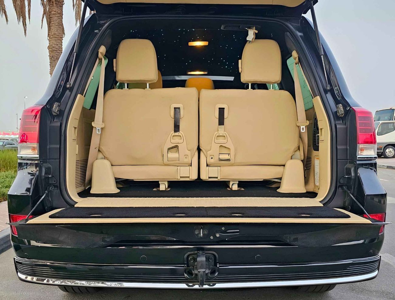 تويوتا لاند كروزر GXR V6 4WD/  INTERIOR UPGRADE/ LOW  MILEAGE/ MINT CONDITION/ LOT#48220