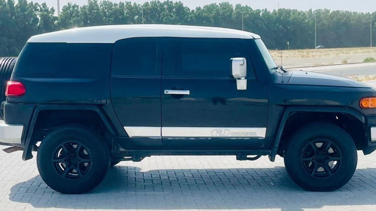 تويوتا إف جي كروزر