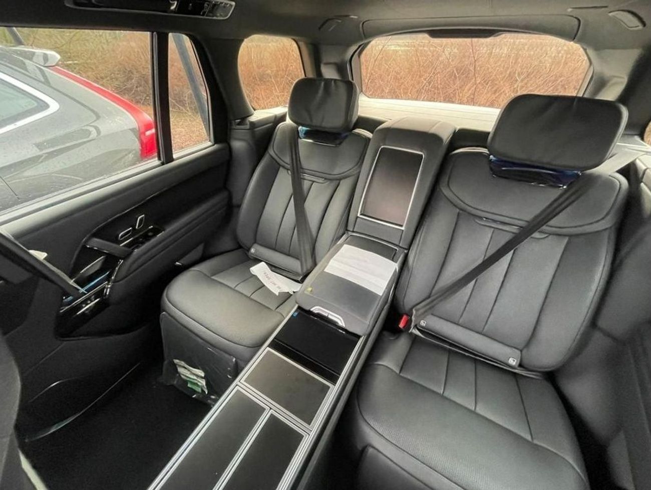 لاند روفر رينج روفر سبورت Range rover SV P 530 First class Signature 2025 (For export only)