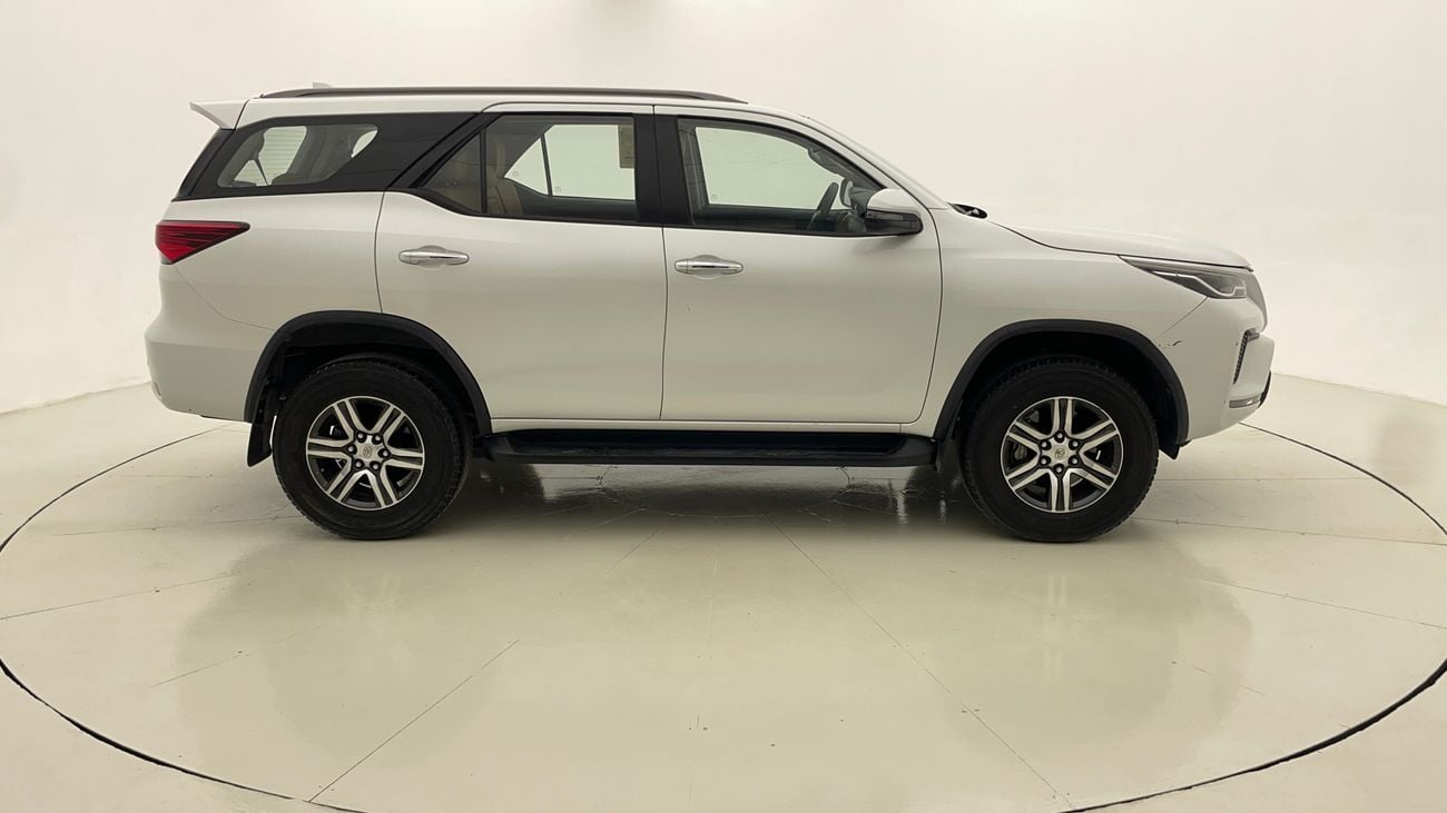 تويوتا فورتونر EXR 2.7 | بدون دفعة مقدمة | اختبار القيادة في المنزل