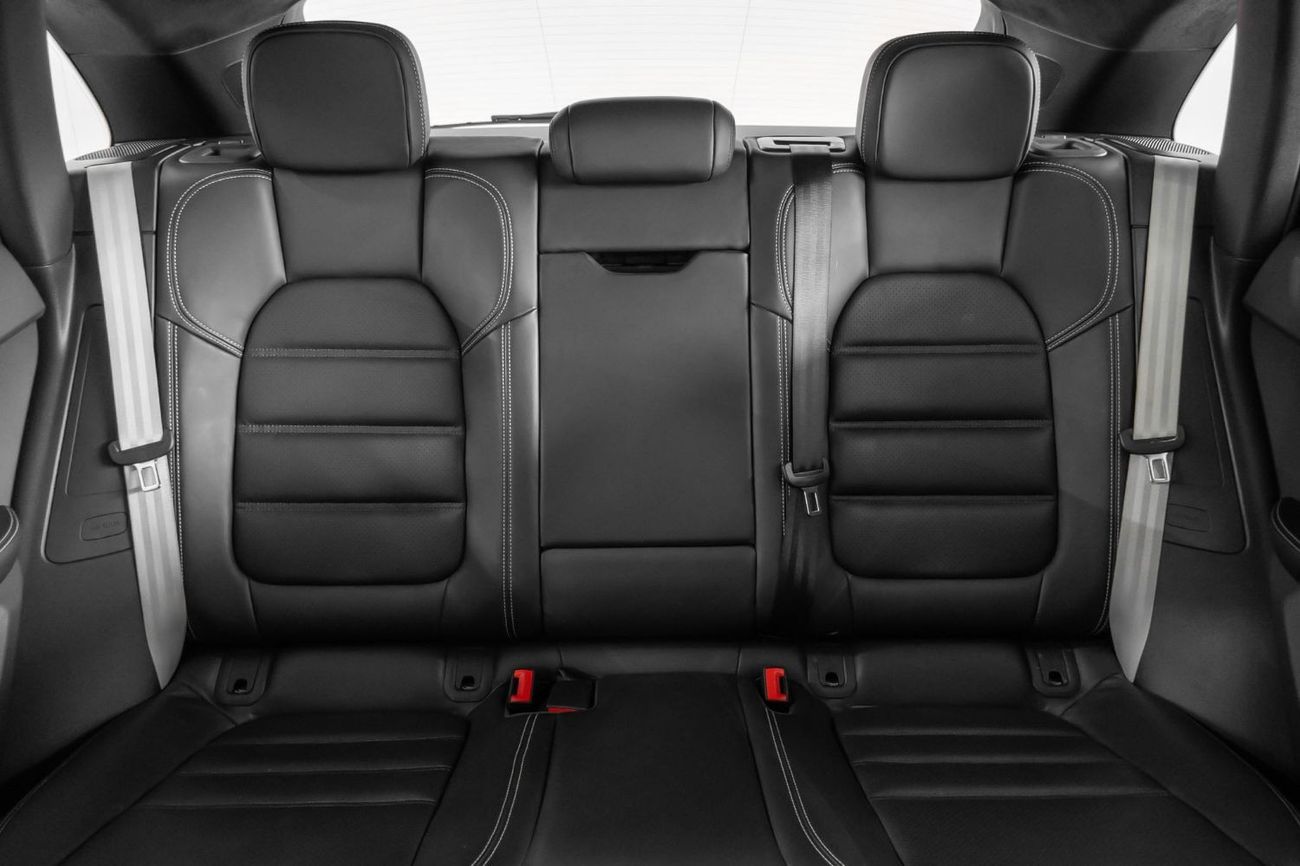 Porsche Macan GTS 2.9L (435 HP)