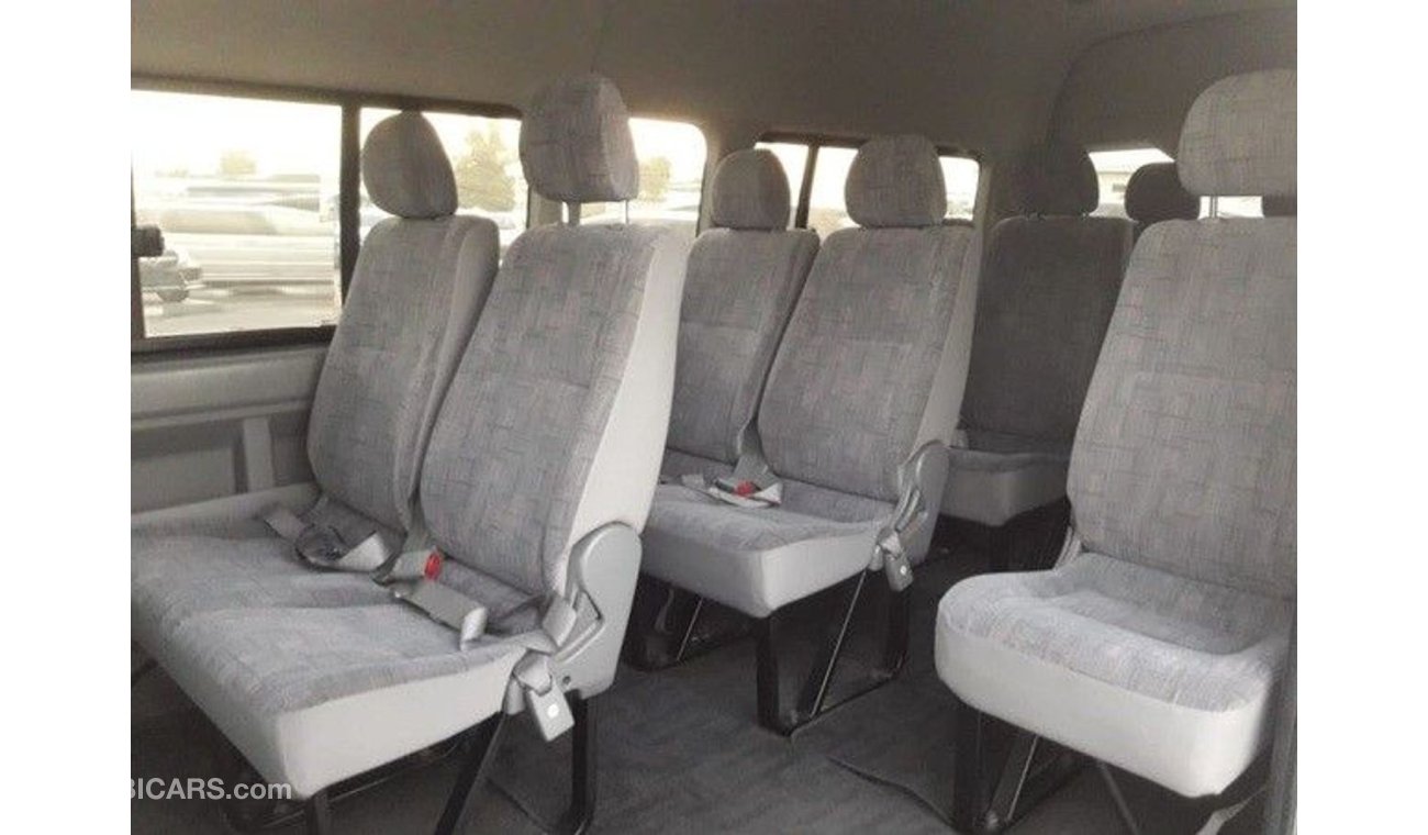 تويوتا هاياس Hiace Commuter Van RIGHT HAND DRIVE  (Stock no PM 475 )