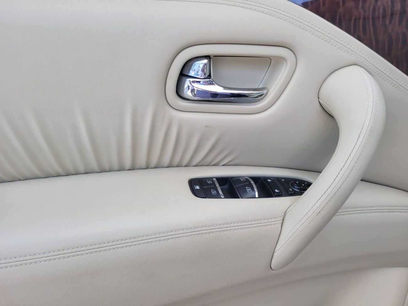 Nissan Patrol LE Titanium 5.6L