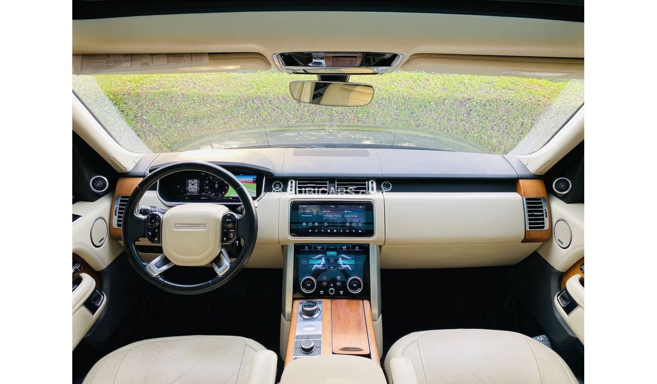 Land Rover Range Rover Range Rover vogue supercharged  full option 2018  import  original paint perfect condition