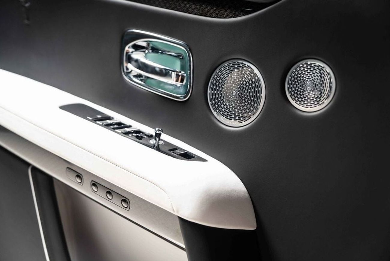 رولز رويس جوست 2022-ROLLS ROYCE GHOST BLACK BADGE-GCC -FULL AGMC HISTORY-SERVICE CONTRACT AND WARRANTY TILL JAN2026