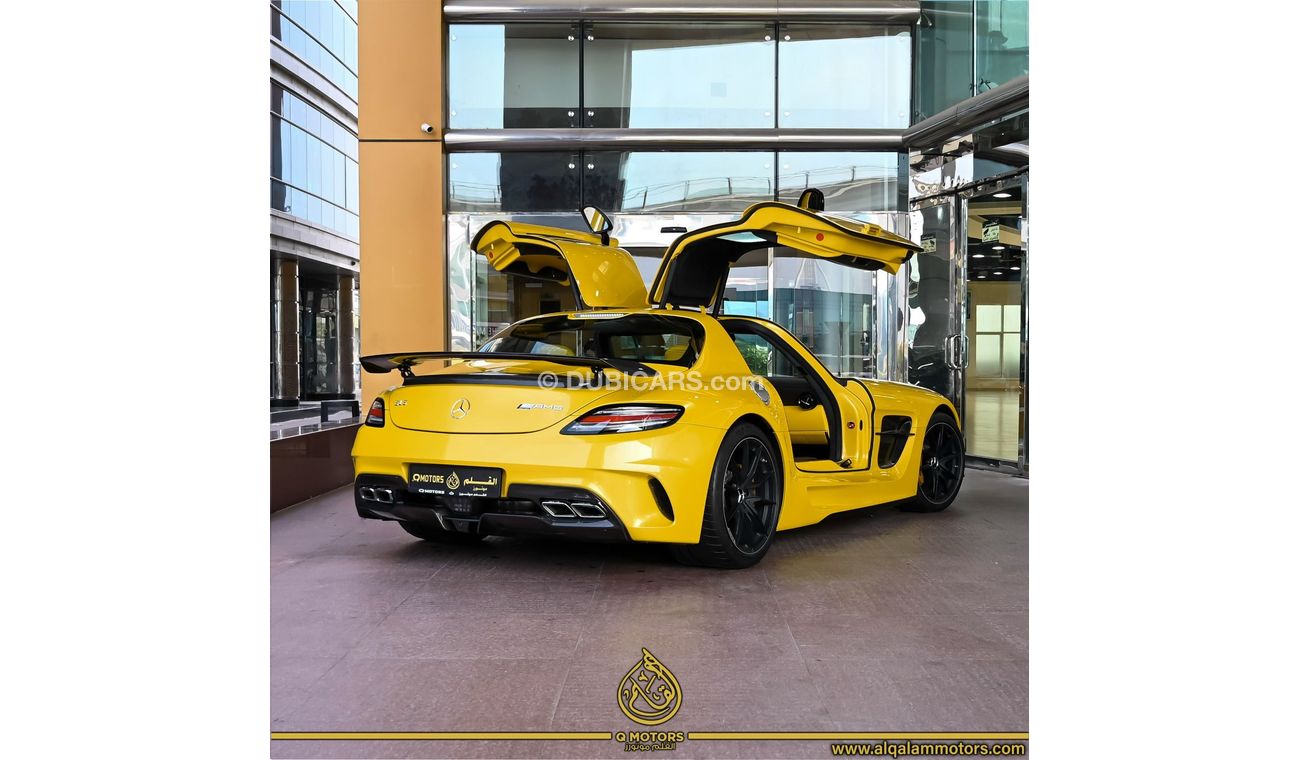 مرسيدس بنز SLS AMG بلاك سيريز