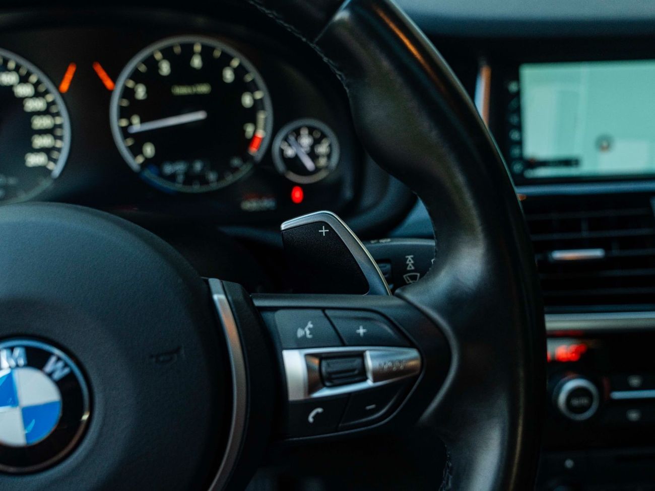 BMW X4 AED 1,573 PM • X4 XDRIVE 28i M-KIT • FULL OFFICIAL BMW SERVICE HISTORY • 2.0L TURBOCHARGED