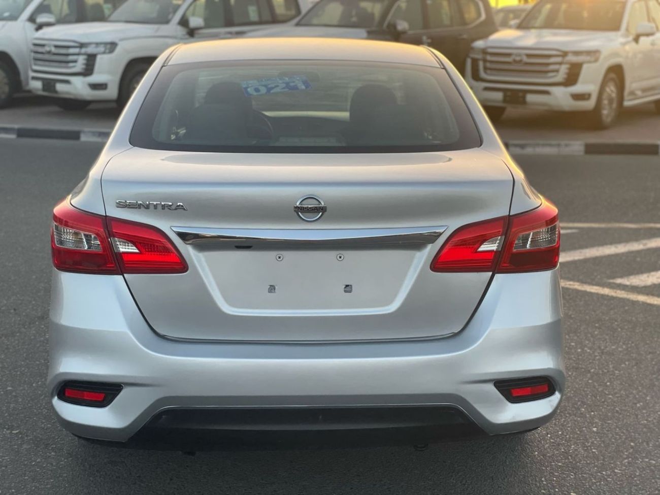 نيسان سنترا 2019 Nissan Sentra S 1.8L V4 MidOption+ Ecar onomical C-