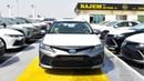 Toyota Camry LE Hybrid 2.5 L