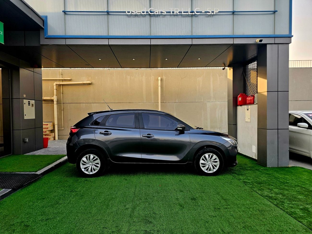 سوزوكي بالينو GL BALENO / GCC V4 /  ORIGINAL PAINT  / 2 KEYS / LOW MILEAGE