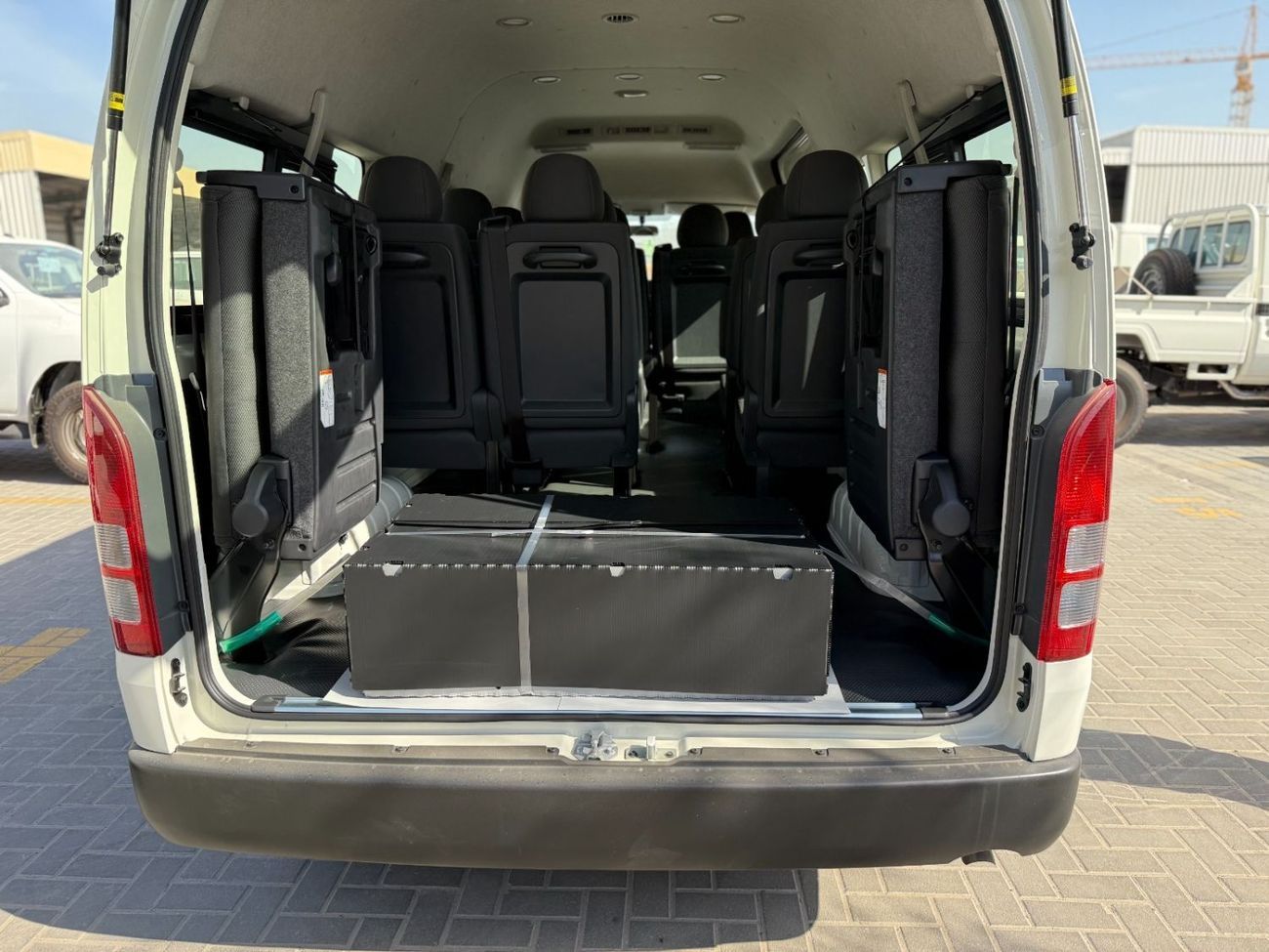 Toyota Hiace 2026 Toyota Hiace STD 16-Seater High-Roof Mid-Option 2.5L 4-Cyl Diesel M/T RWD Only For Africa