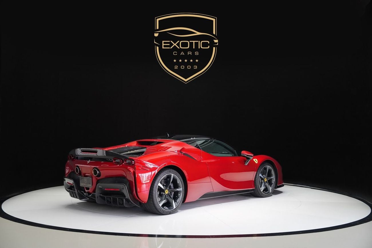 Ferrari SF90 Stradale ASSETTO FIORANO