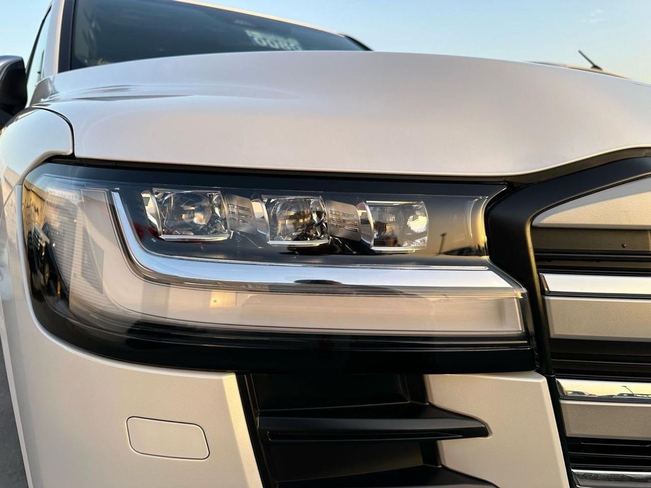 Toyota Land Cruiser VXR 3.5L