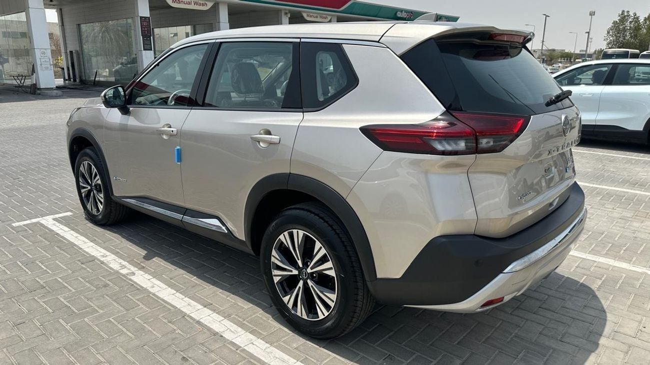 نيسان إكس تريل 1.5T Hybrid AWD Luxury Edition