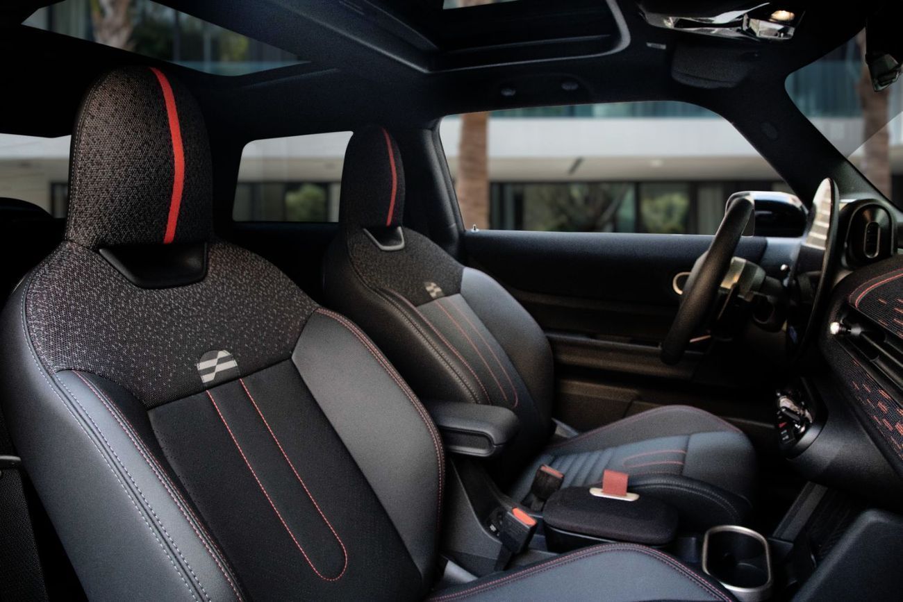 Mini Cooper JCW | 2,742 P.M | 0% Downpayment | Agency Warranty!