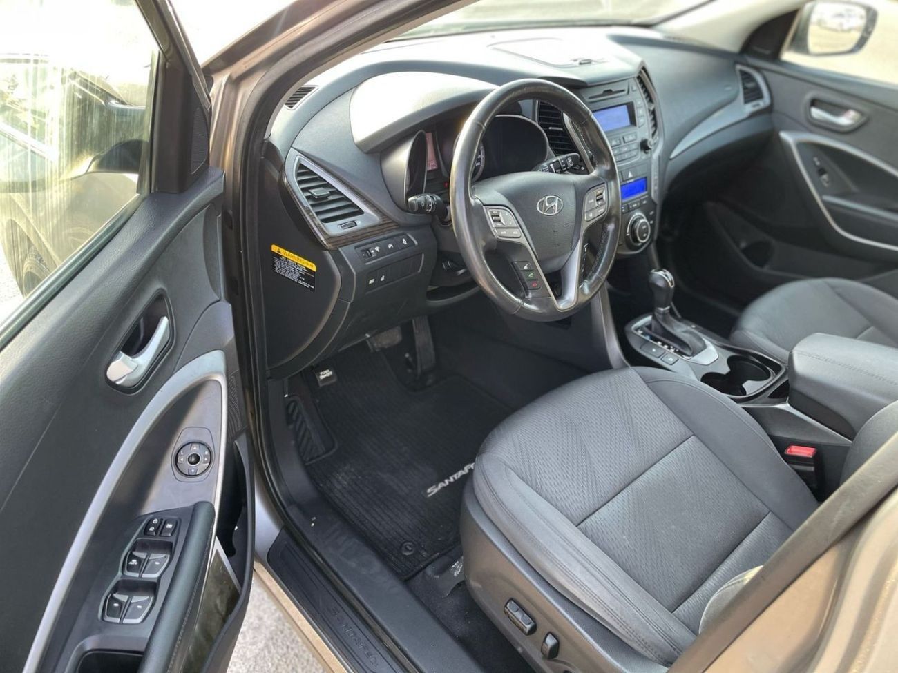 هيونداي سانتا في 2014 Hyundai Santa Fe Sports 2.4L V4 - Canadian Specs Without Accident - Electric Seats -Super clean