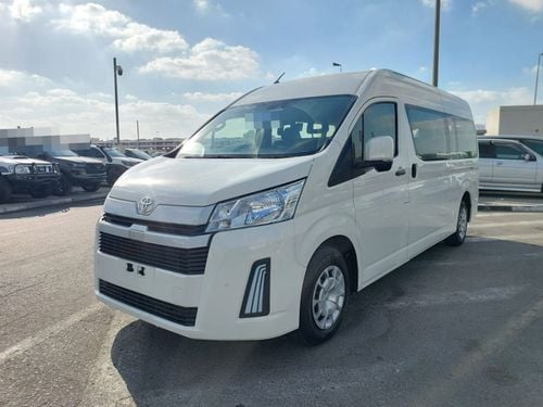 Toyota Hiace TOYOTA HIACE COMMUTER VAN RHD 2020 MODEL 2.8 L DIESEL AUTOMATIC(PM14152)