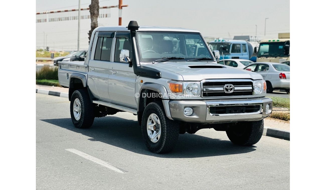 Used Toyota Land Cruiser Pick Up Land Cruiser double cabin 2016 for