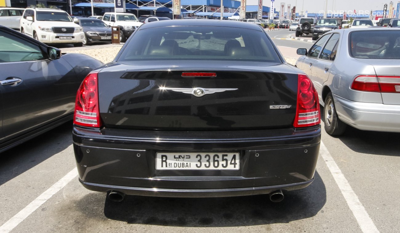 Chrysler 300 SRT8