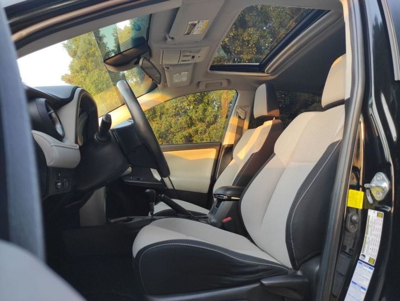 Toyota RAV4 Adventure 2.5L AWD Toyota RAV4 2018 V4 2.5 4WD full options no1