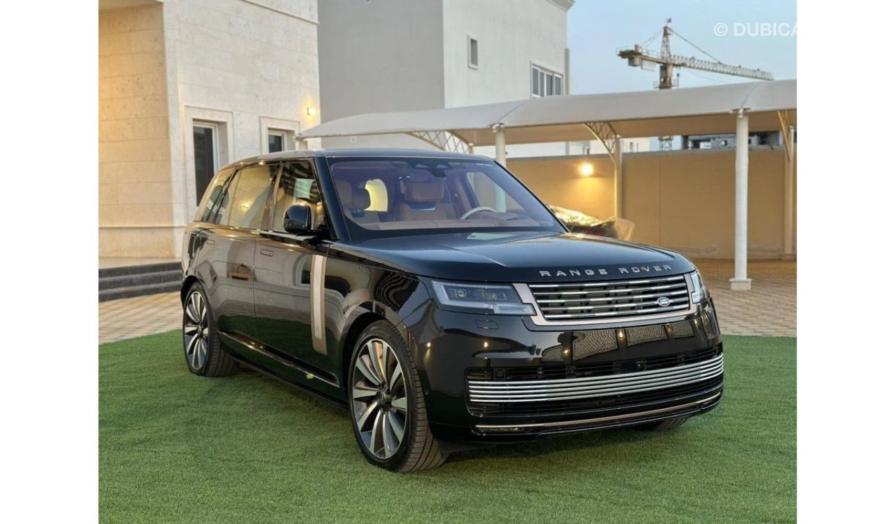 Land Rover Range Rover GCC SPEC UNDER WARRANTY AND SERVICE CONTRACT