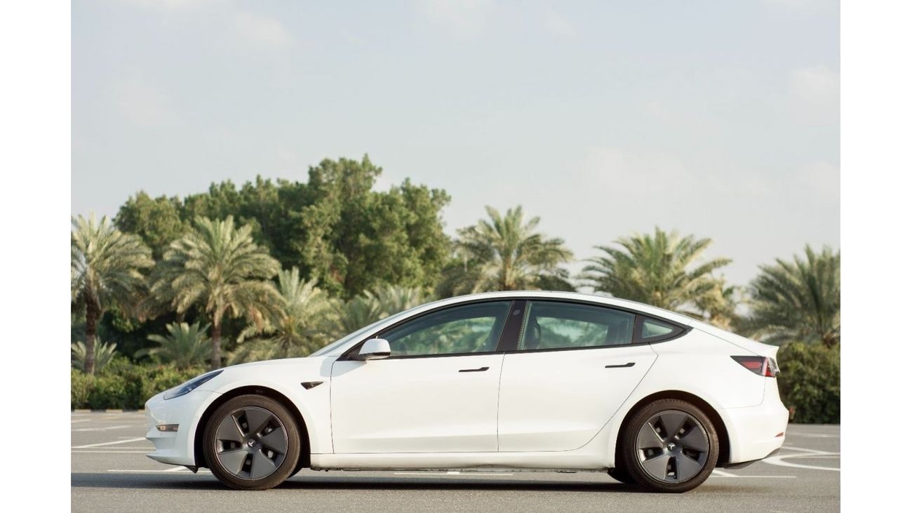 Tesla Model 3 usa All Wheel Drive