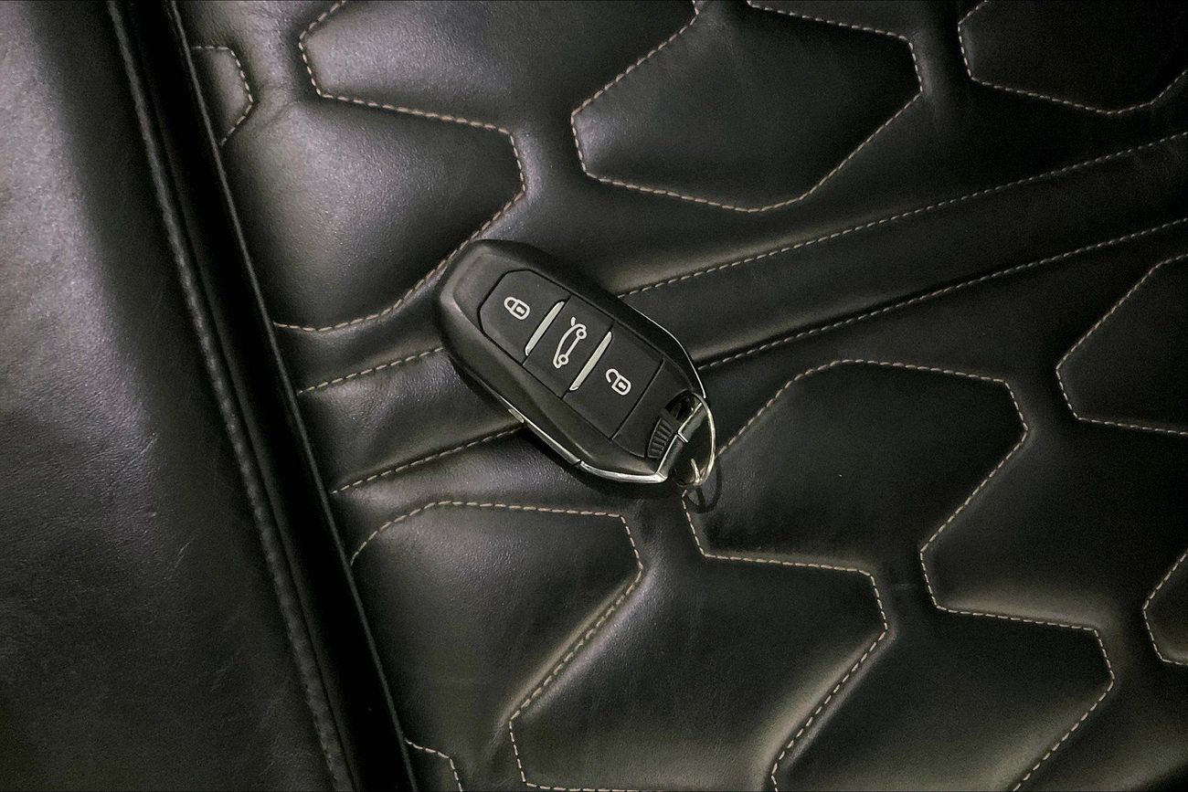 بيجو 5008 GT Line | شامل الضمان | 0 ﺪﻔﻋﺓ ﺃﻮﻟﻯ