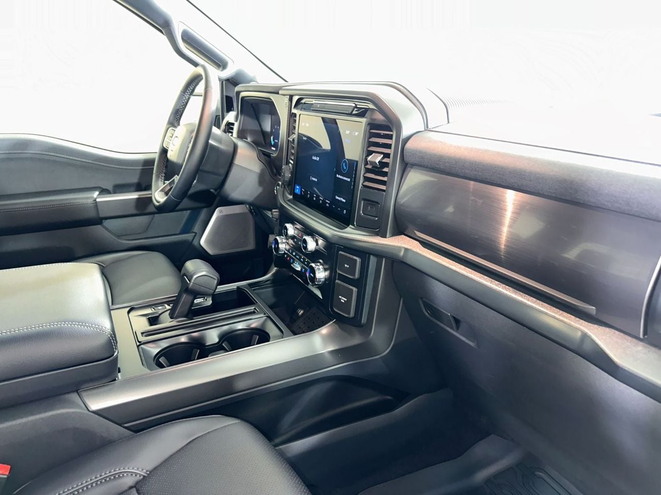 فورد F 150 LARIAT CREW CAB 1525H F150 CREW 502A 145'' 3.5L HEV AT ACTIVEX