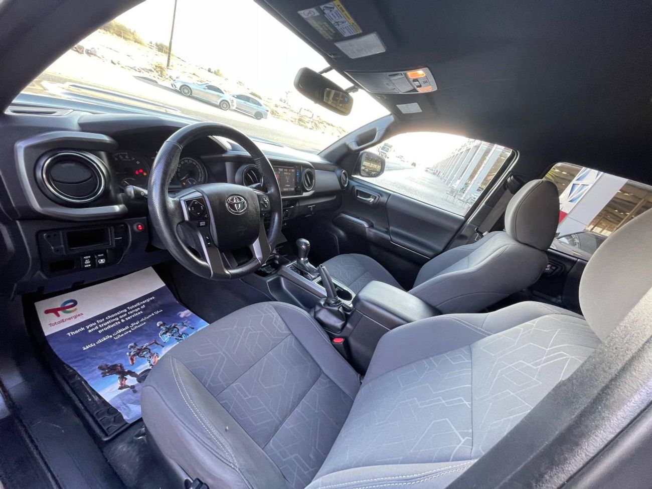 تويوتا تاكوما TRD / V6 / طويل / دخول بدون مفتاح / تشغيل بدون مفتاح / شاشة كبيرة / بحالة ممتازة