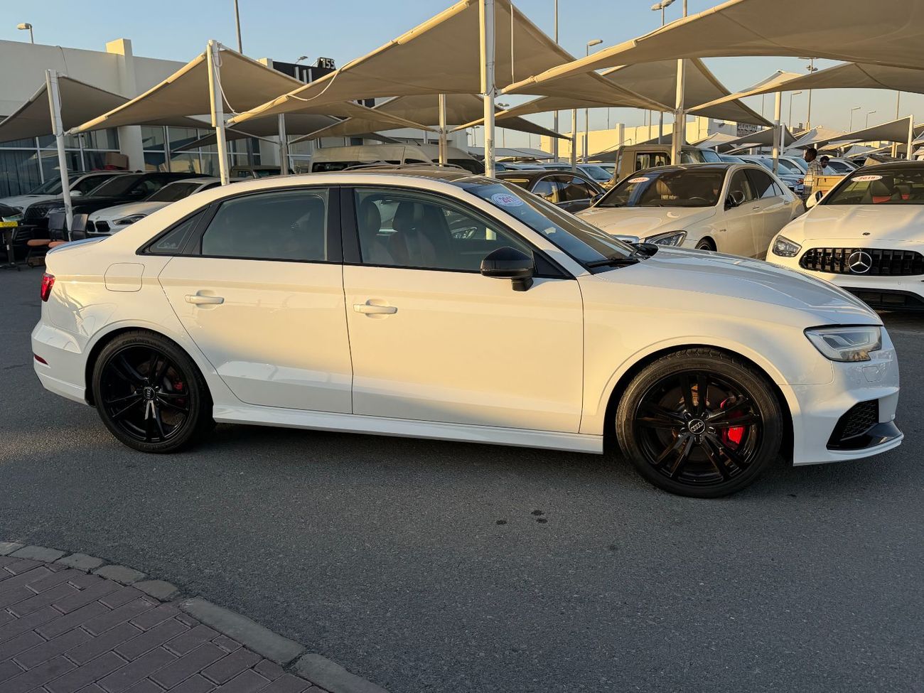 Audi S3 TFSI quattro 2.0L