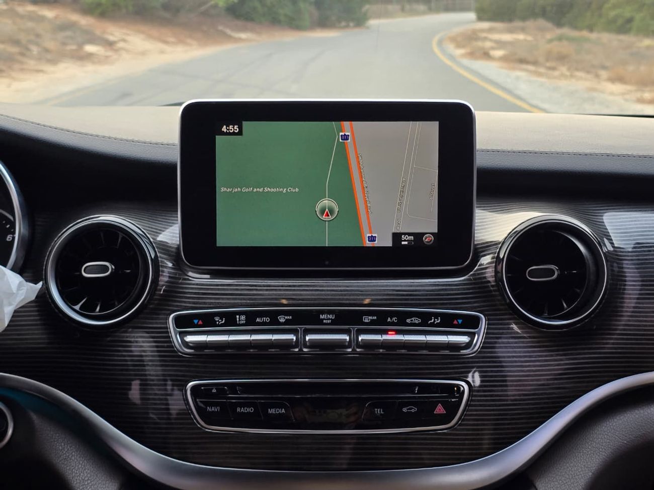 Mercedes-Benz V 250 Std 2.1L MERCEDES V-250 2020 GCC // 2KEYS // FULL OPITION // PERFECT CONDITION