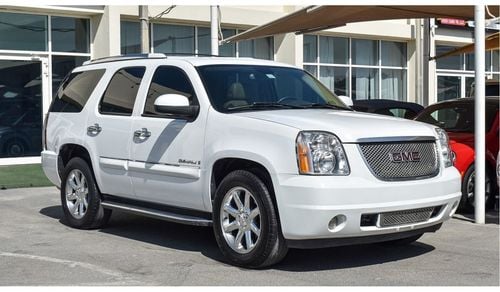 GMC Yukon Denali
