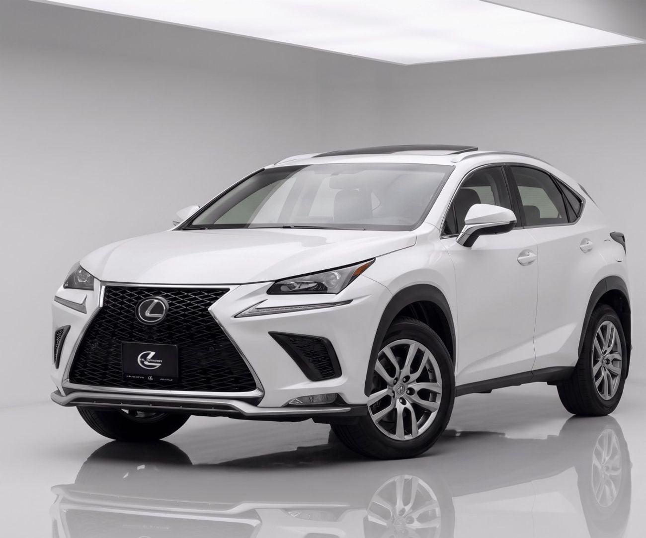لكزس NX200t PLATINUM