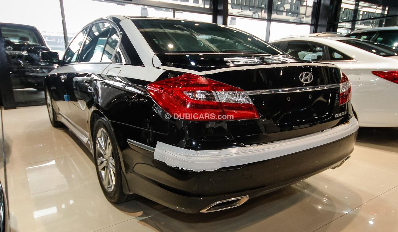 Hyundai Genesis 3.3
