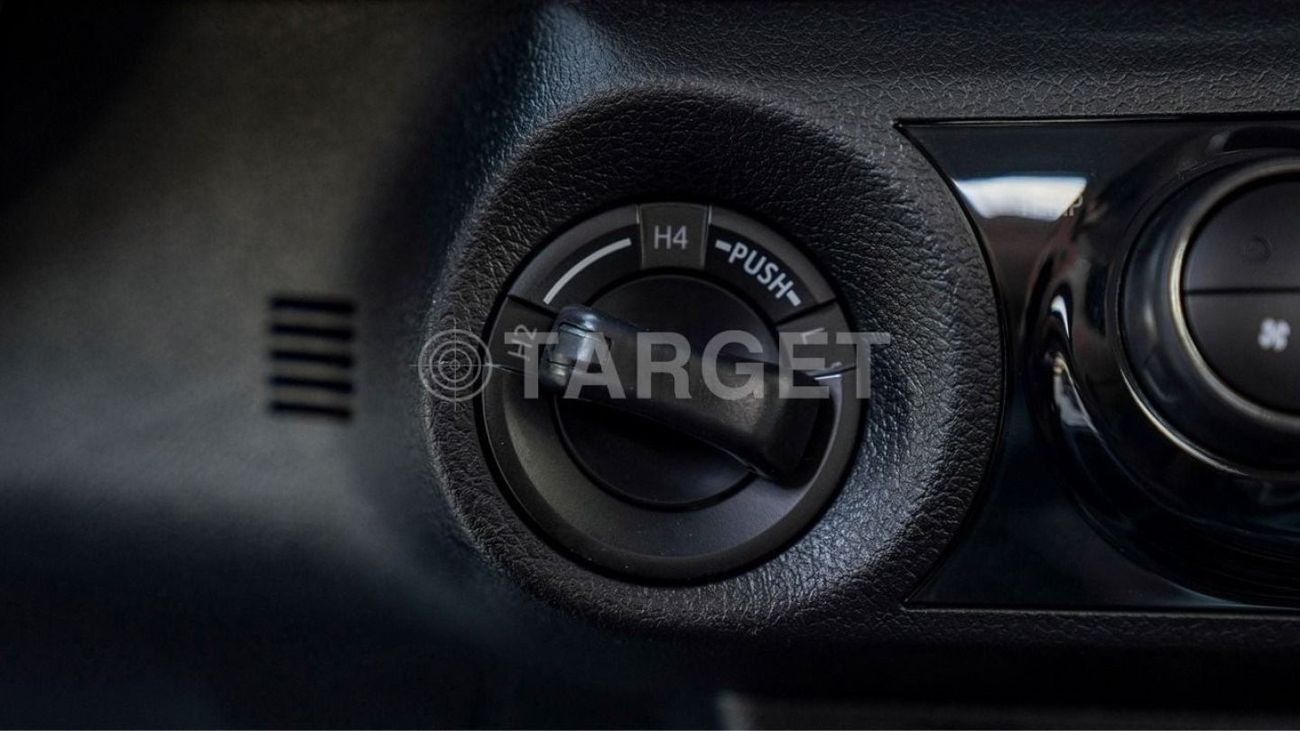 Toyota Hilux Toyota Hilux 2.7L petrol automatic MY 2024