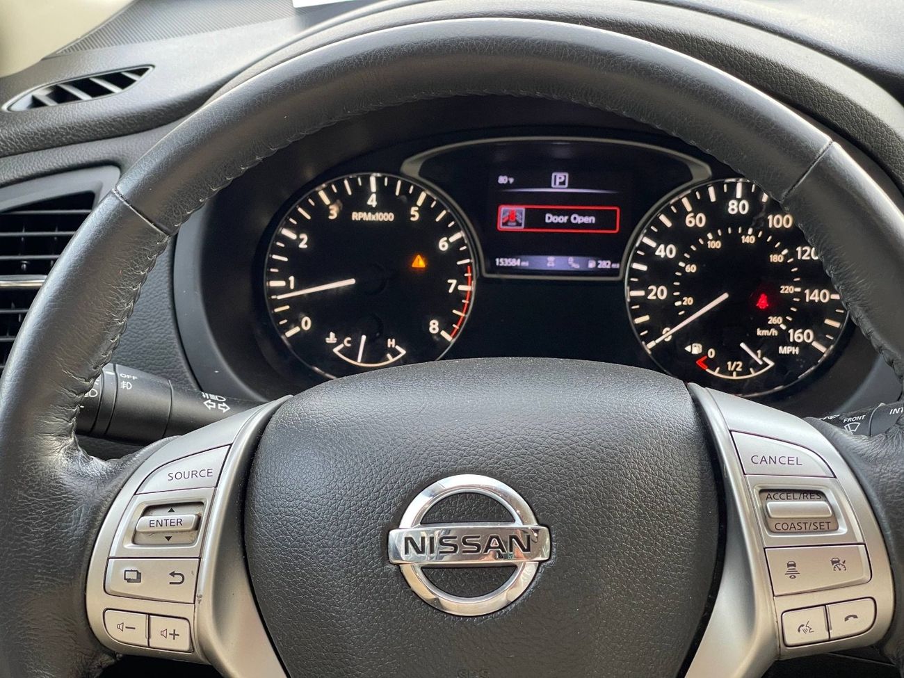 Nissan Altima SL 2.5L SL / V4 2.5L / RADAR / SUNROOF / BLIND SPOTS / BIG RIMS /SUPER CLEAN