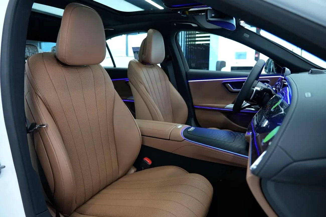 Mercedes-Benz E300 E 300 | GCC 0km | Agency Warranty | AMG Package