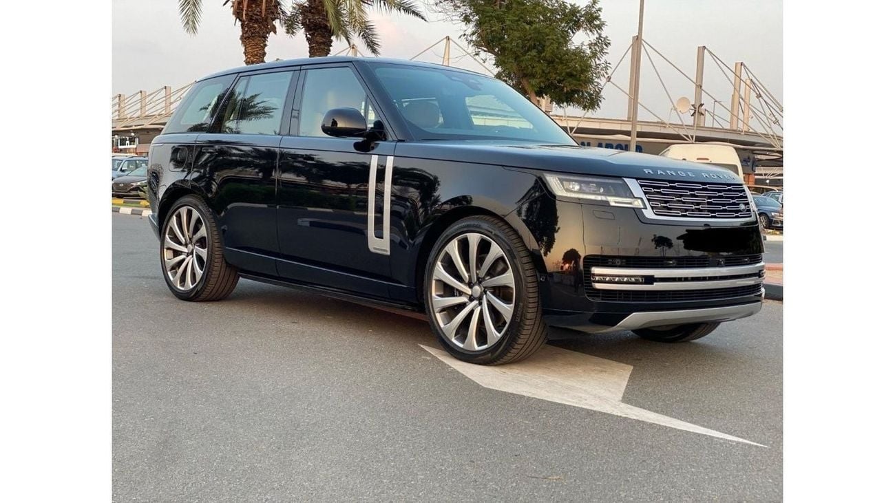 Land Rover Range Rover GCC SPEC UNDER WARRANTY AND SERVICE