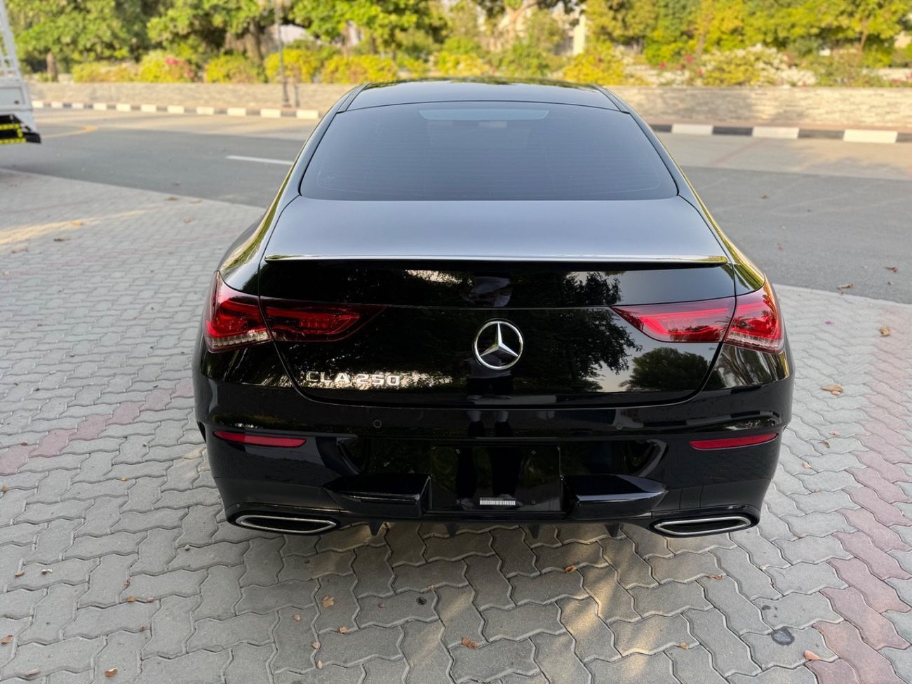 Mercedes-Benz CLA 250 Premium + 2.0L