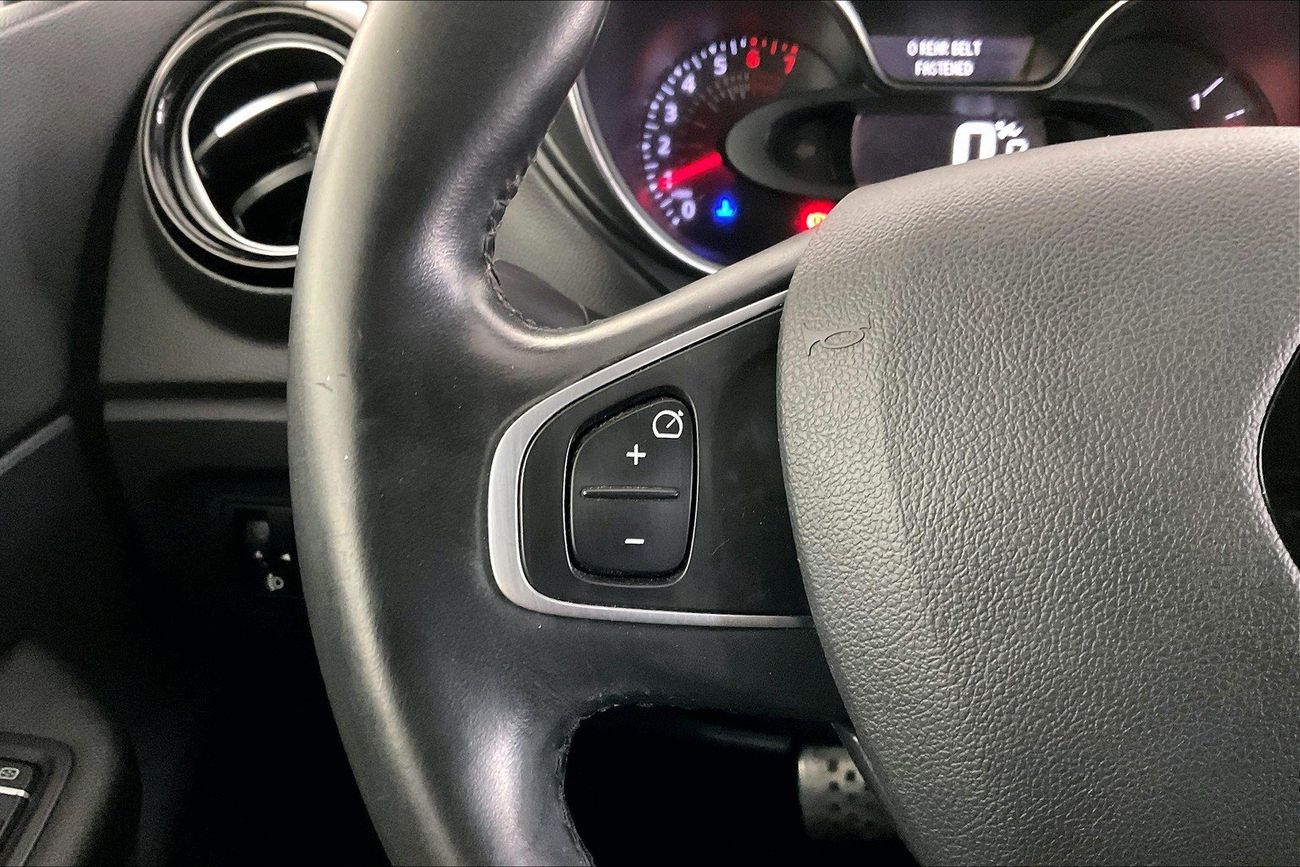 Renault Captur LE | Guaranteed Warranty | 0 Down Payment