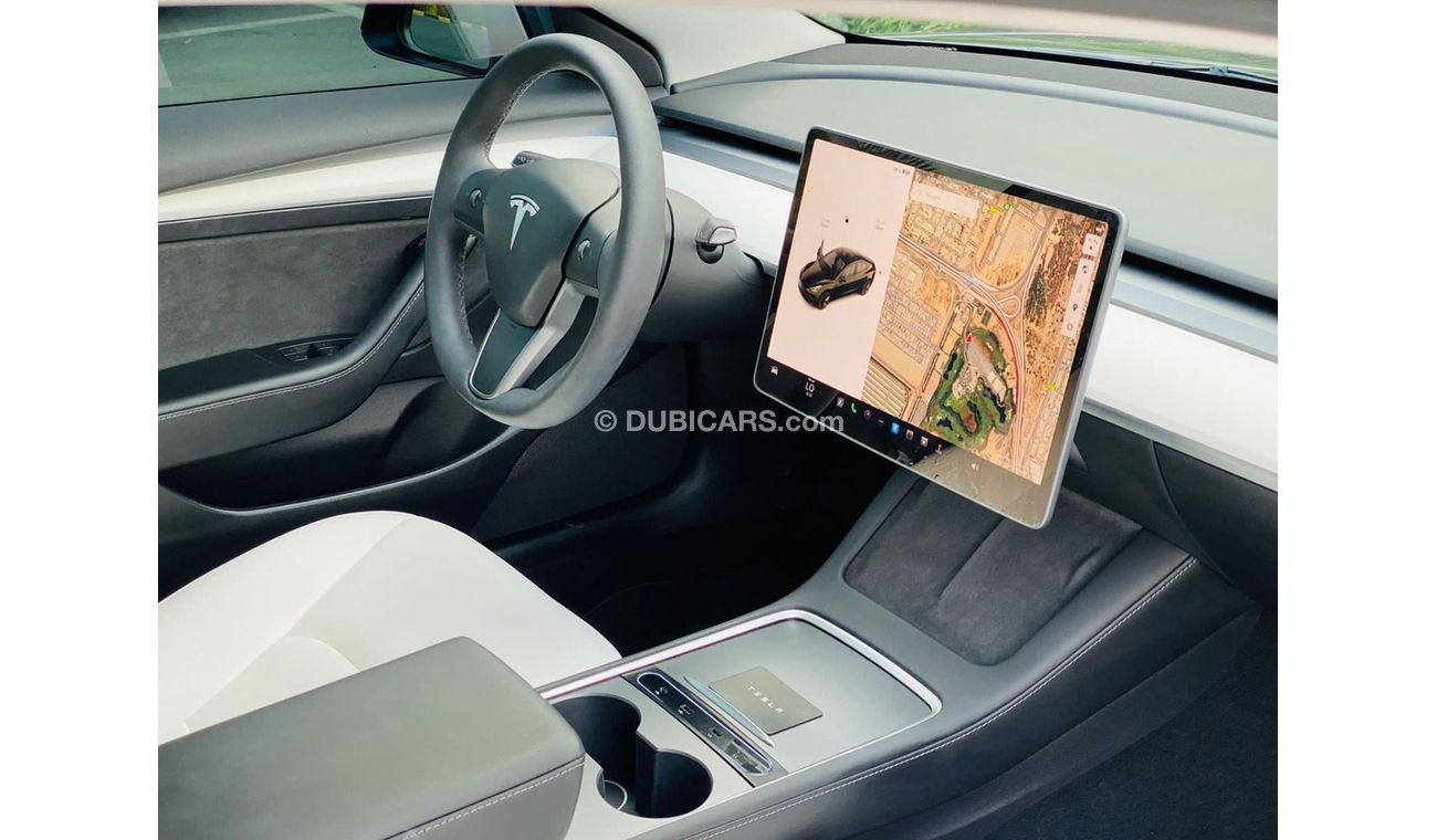 Tesla Model 3 TESLA MODEL 3 GCC 2023 Standard enhanced autopilot  Service history (under warranty) Original paint