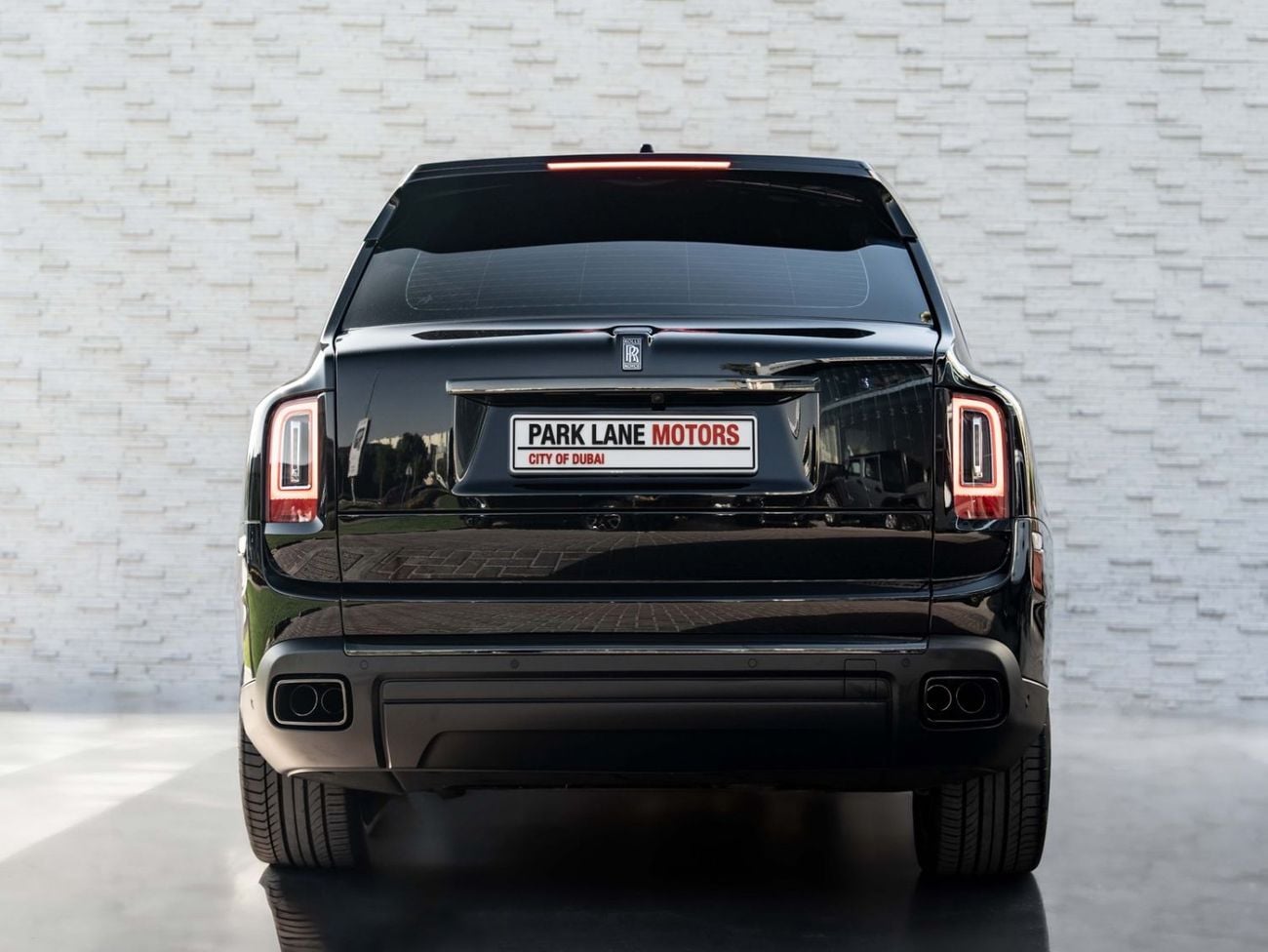 رولز رويس كولينان Rolls-Royce Cullinan Black Badge 2023