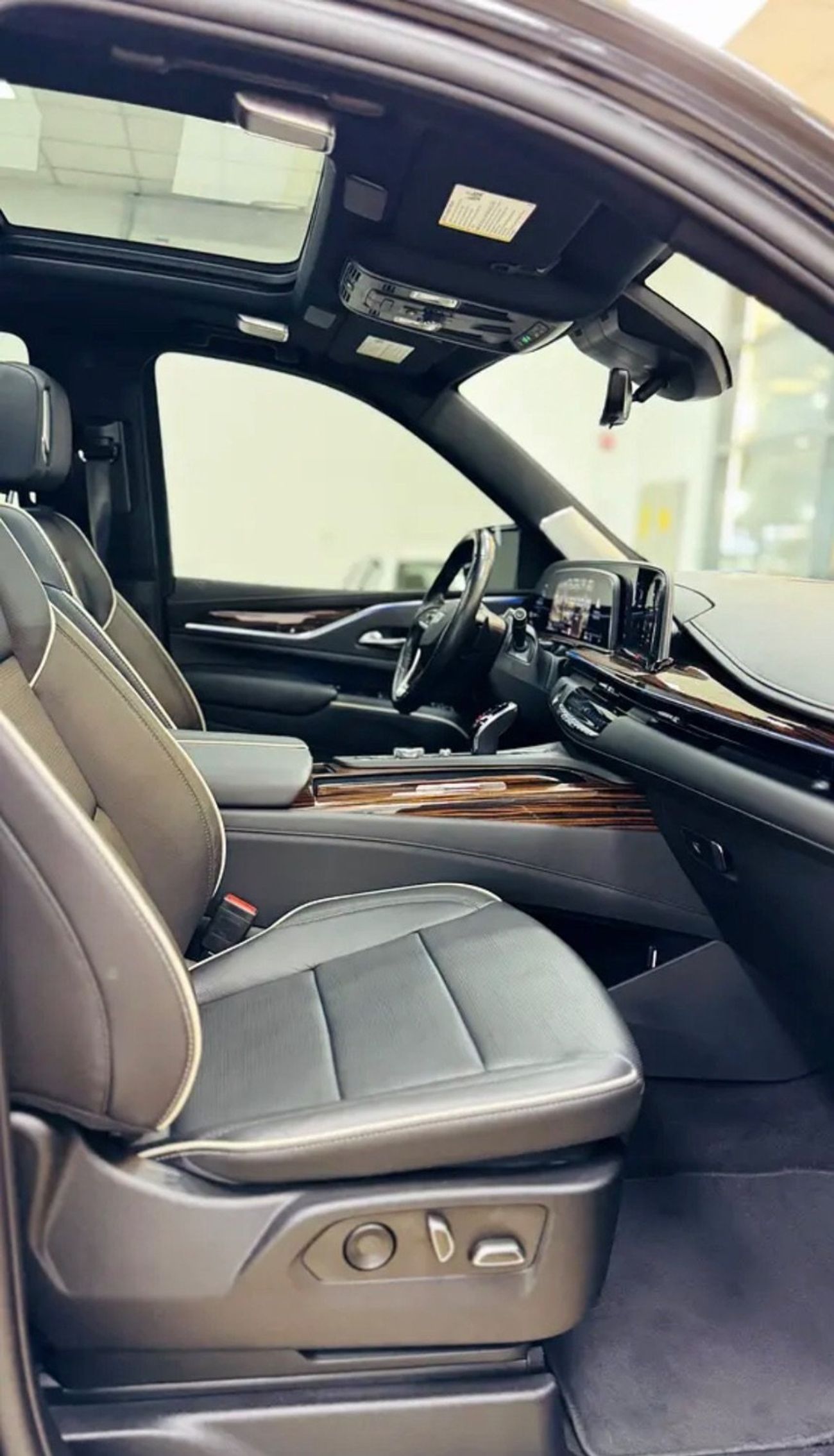 Cadillac Escalade PREMIUM LUXURY