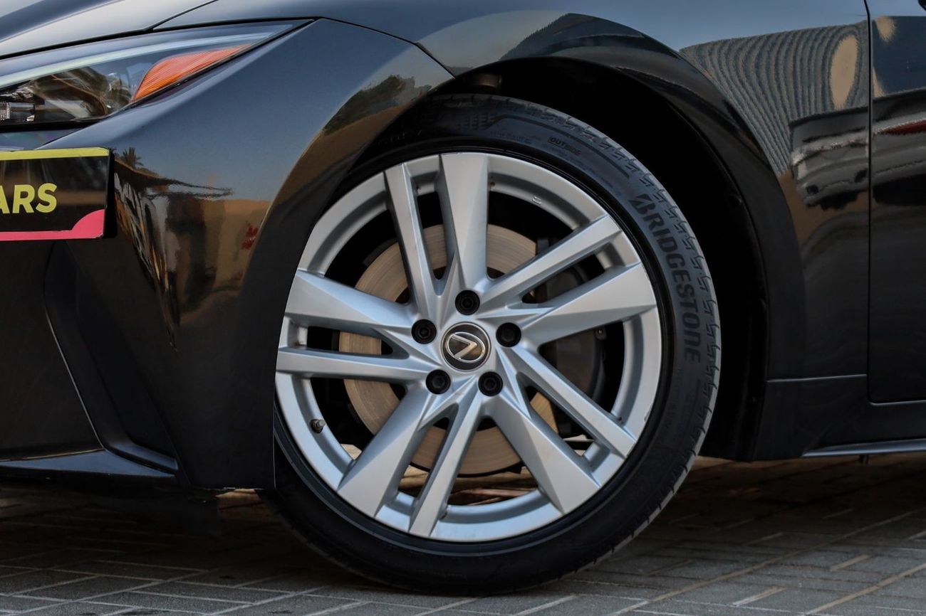 Lexus IS300 Premier Lexus IS300 2021 GCC under Warranty with Flexible Down-Payment.