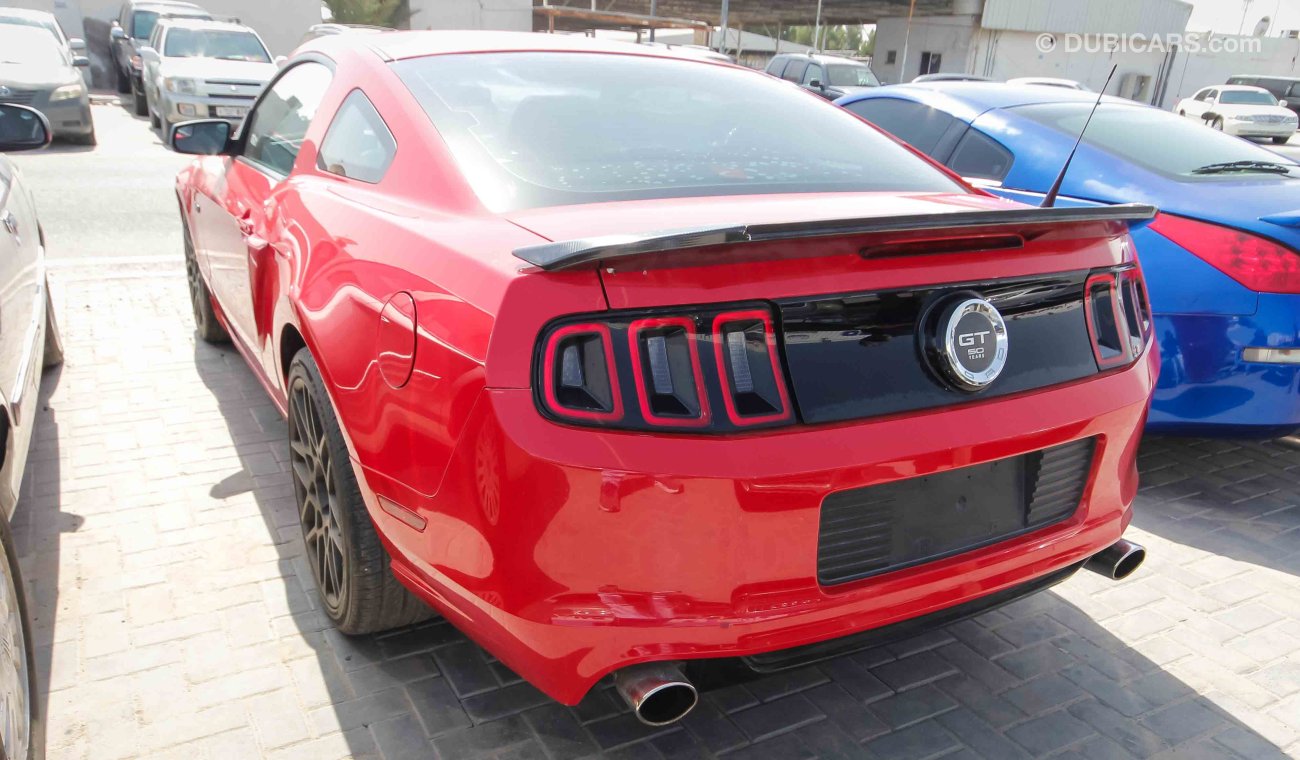 Ford Mustang GT 5.0