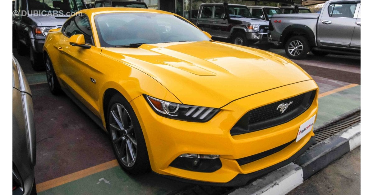 Ford Mustang GT 5.0 for sale: AED 135,000. Yellow, 2017